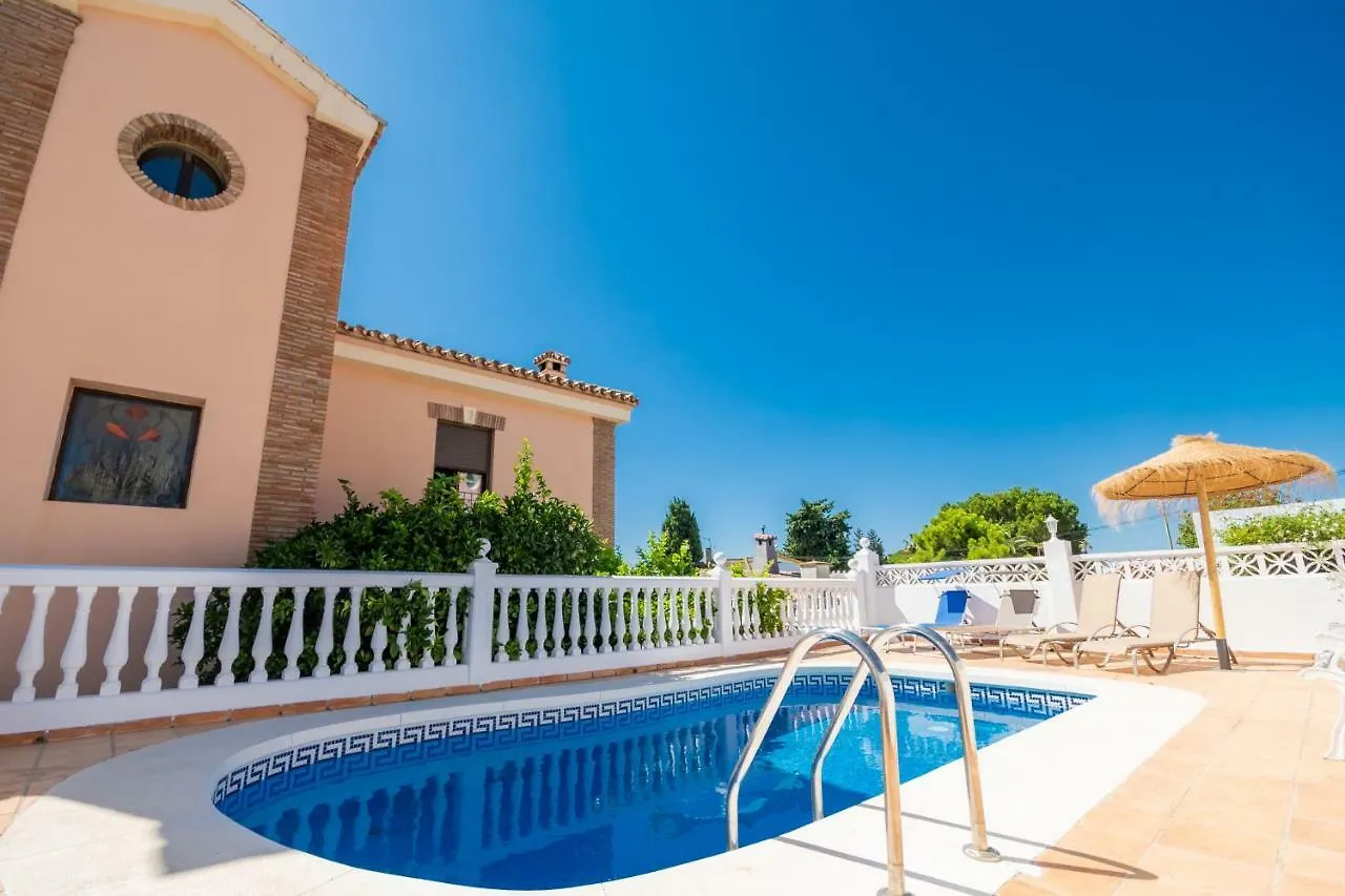 Cubo'S Villa Palacio Valdes 托雷莫利诺斯