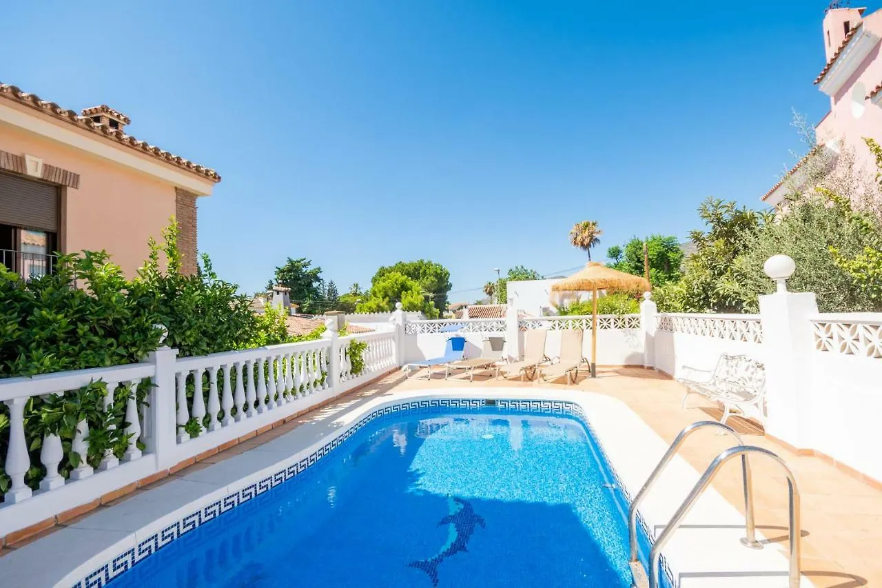 Cubo'S Villa Palacio Valdes 托雷莫利诺斯